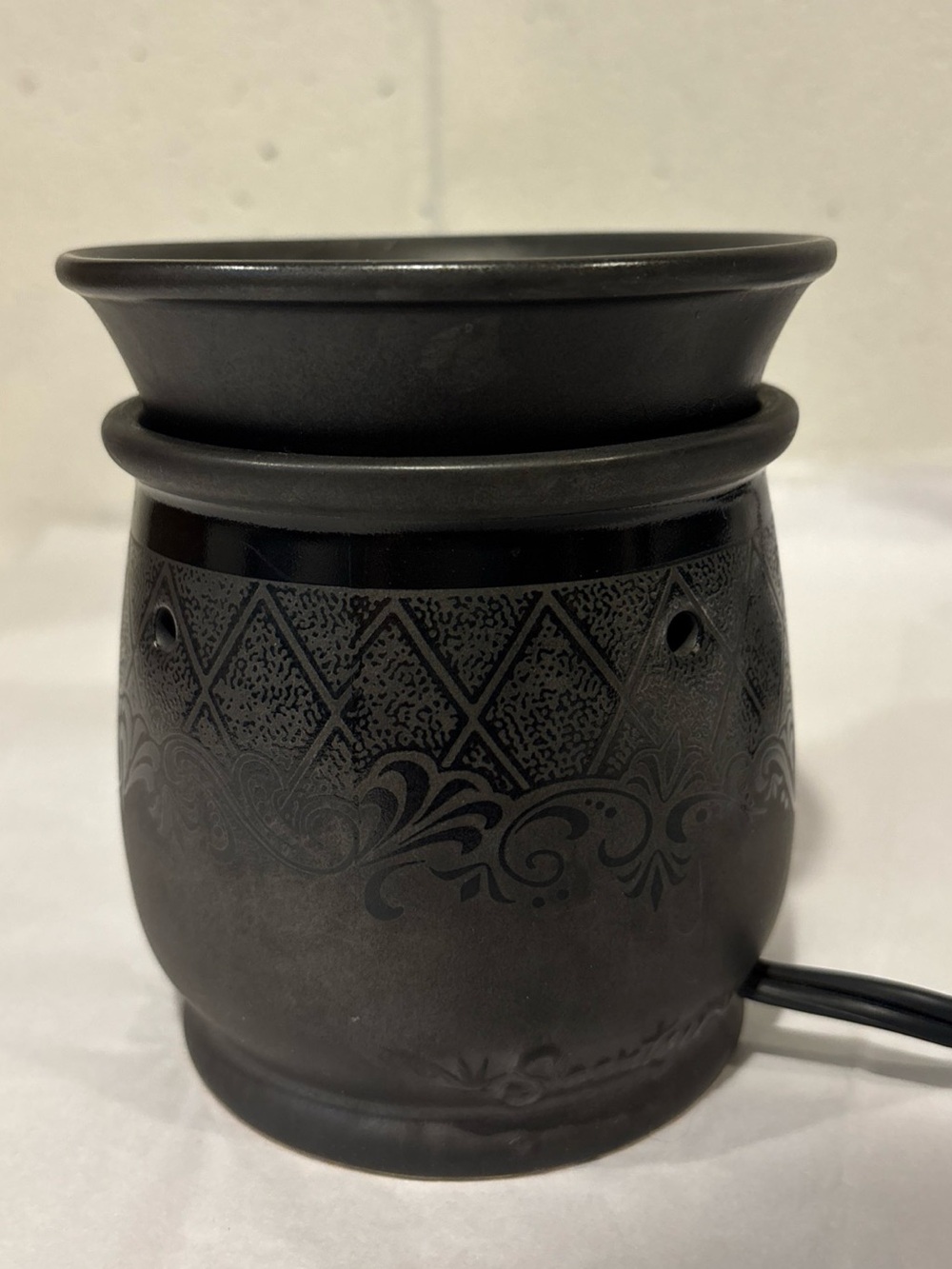 Scentsy Graphite Wax Candle Warmer Black Ceramic Goth Witchy Midsize